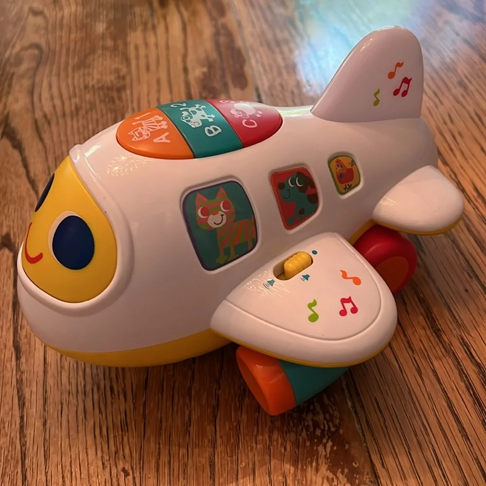 FISHER PRICE MUSICAL AIRPLANE FOR BABIES